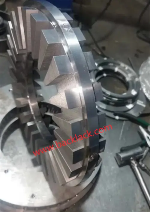 Büyük Rüzgar Türbinleri İçin Eksenel Akı Stator Laminasyon İstifleme Teknolojisinin Araştırma ve Performans Testi